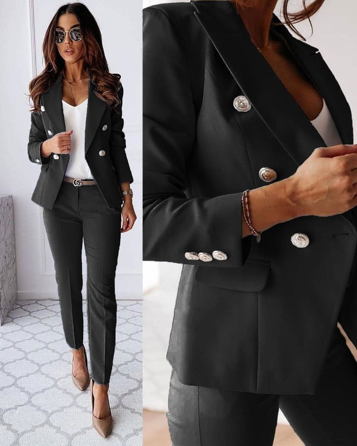 Women's Double-Breasted Suit with Structured Fit