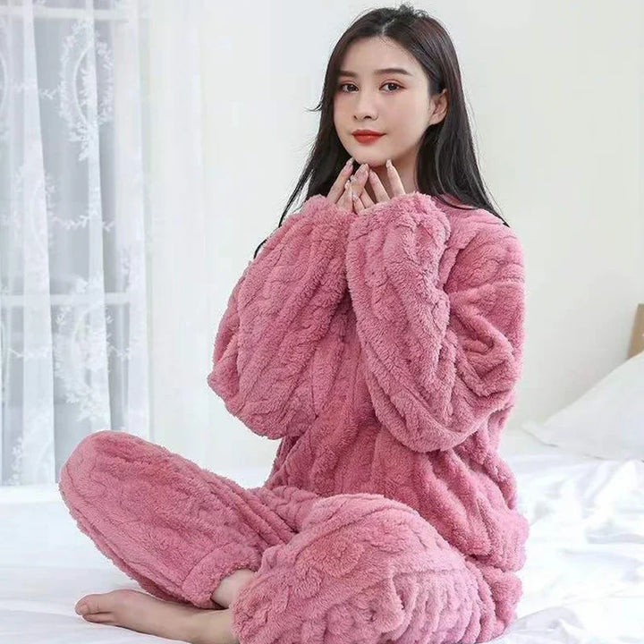 Women's 2-Piece Pyjama Set with Long Sleeve Top and Matching Pants